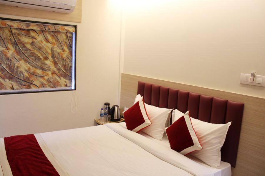 Hotel Saineel Mumbai Exterior foto